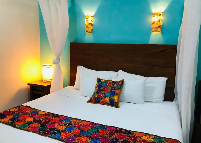 El Roble Nature Hotel & Lagoon